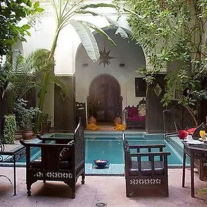 Dar Abiad Hotel